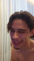 Vinyyan webcam model stream image