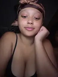 Marleymols webcam model stream image