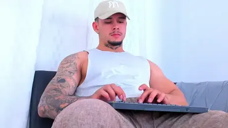 NoahhBrown webcam model stream image