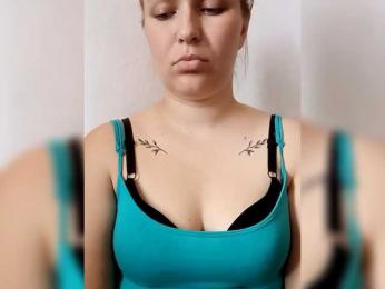 Dana18-1 webcam bongacams model stream image