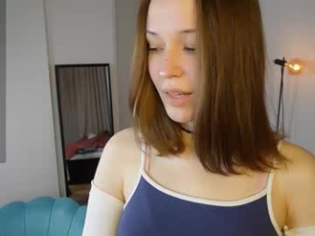 yess_kiki webcam model stream image