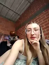 Andrea_camilaaa webcam model stream image