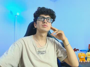 tylerwhiite_ webcam model stream image