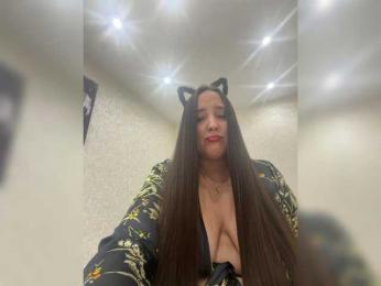 Alisaay webcam model stream image