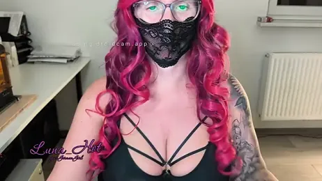 Lunalein webcam model stream image