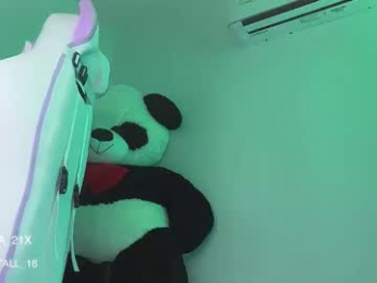 chantall_18 webcam model stream image