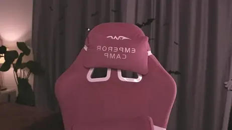 Kim_Oberlin_ webcam model stream image