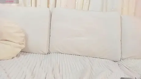 Kim_Oberlin_ webcam model stream image