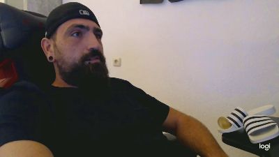 AdilettenFreak webcam model stream image