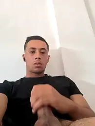 Naymik911 webcam model stream image