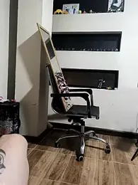 erick242130 webcam model stream image