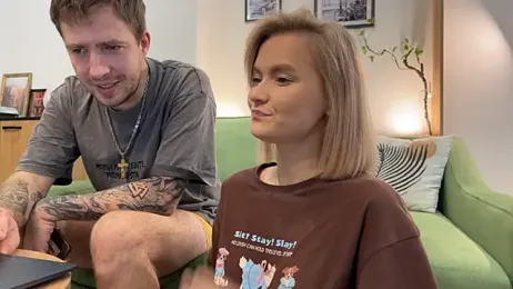 Adelovenick webcam model stream image