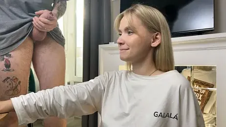 Adelovenick webcam model stream image