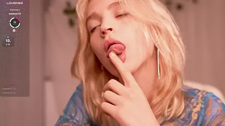 lolly_pie webcam stripchat model stream image