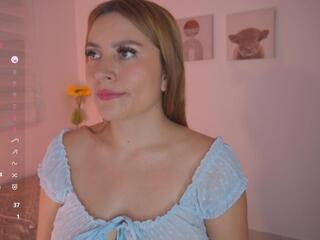 Cameron Mouss webcam model stream image