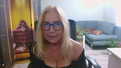 Sofia_xLOVE webcam model stream image