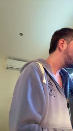 2b0yB0y webcam model stream image