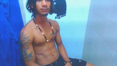 Theniga webcam model stream image