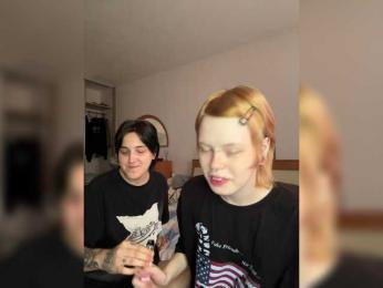 MiaAndAlicee webcam bongacams model stream image