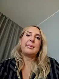 MariaRichi_ webcam model stream image