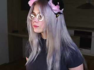 evelynnbartin webcam camsoda model stream image