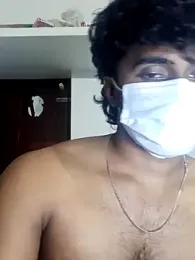 Flirtwithbeer webcam model stream image