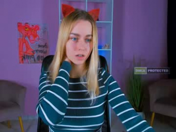 emma_breezee webcam model stream image