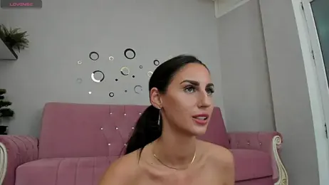 BelovedKhlloee webcam model stream image