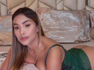 Velen Grey webcam model stream image