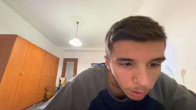 TomksHawks webcam model stream image