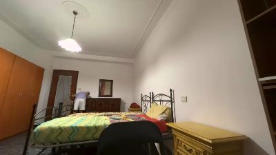 TomksHawks webcam model stream image