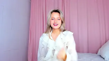 MeowthLilu webcam model stream image