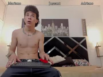 adriano_bigcock webcam model stream image