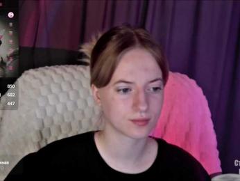 HeyAlise webcam model stream image