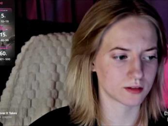 HeyAlise webcam model stream image