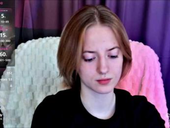 HeyAlise webcam model stream image