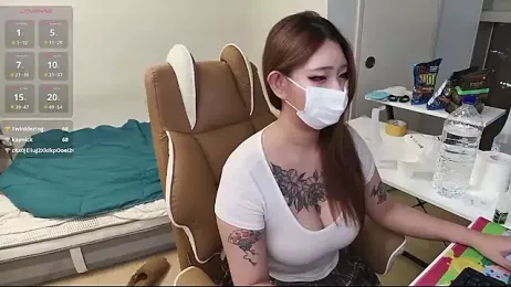 Milk_Sola webcam stripchat model stream image