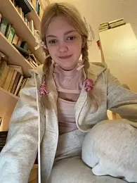 elsawhere webcam stripchat model stream image