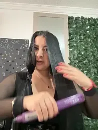 Abril_Luv webcam stripchat model stream image