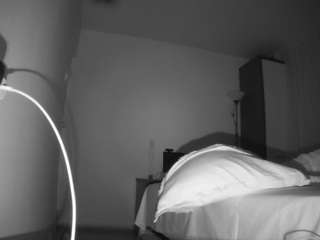 voyeurcam-charmhellen-kitchen webcam model stream image