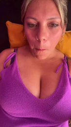 Jannahot2024 webcam model stream image