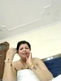 Jann_Riya333 webcam model stream image