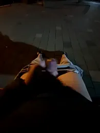 starvingo2002 webcam stripchat model stream image