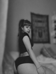 Miababy22 webcam model stream image