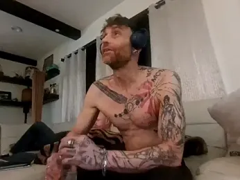 ShiaWay webcam stripchat model stream image