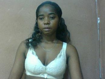 Luciah1 webcam bongacams model stream image