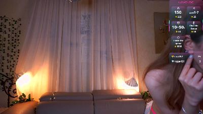 LilliKindel webcam model stream image