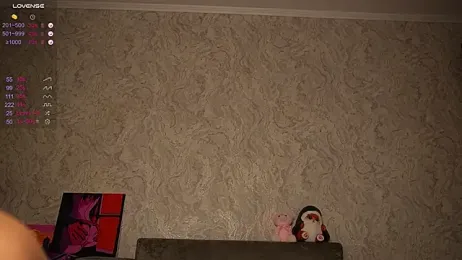 EmelyBenz webcam model stream image