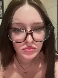 cherryrosealiee webcam model stream image