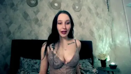 AliceTurnOn webcam stripchat model stream image